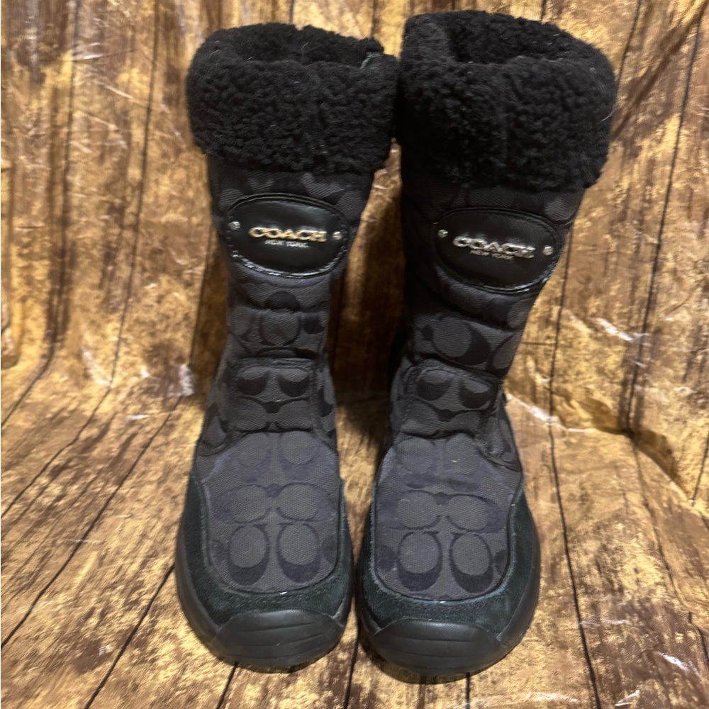 Coach Signature A7075 Women Sonya Vibram Winter Snow Boots Black. Size 6 - Picture 1 of 7